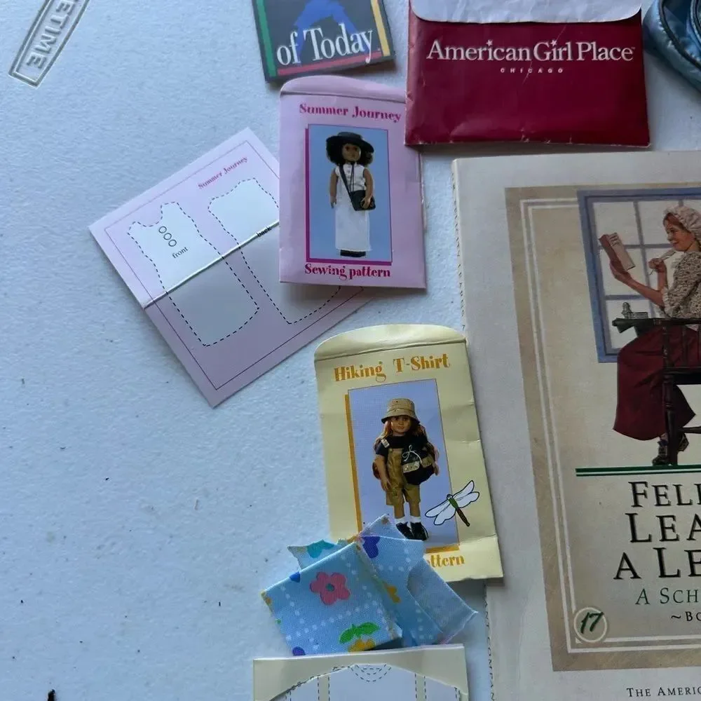 American Girl Felicity Learns a Lesson Set with Blue and Black Accessories